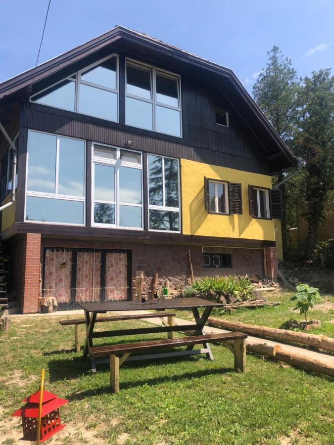 R&B Vendeghaz Apartment Балатонакаратя Екстериор снимка